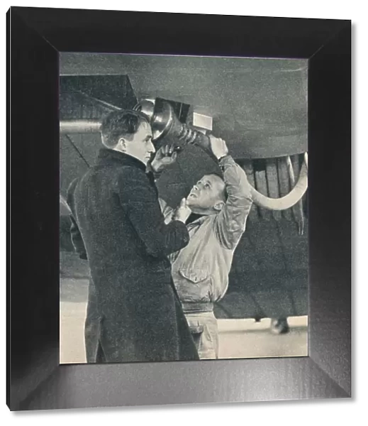 Method of refuelling aircraft devised by Sir Alan Cobham, c1936 (c1937)