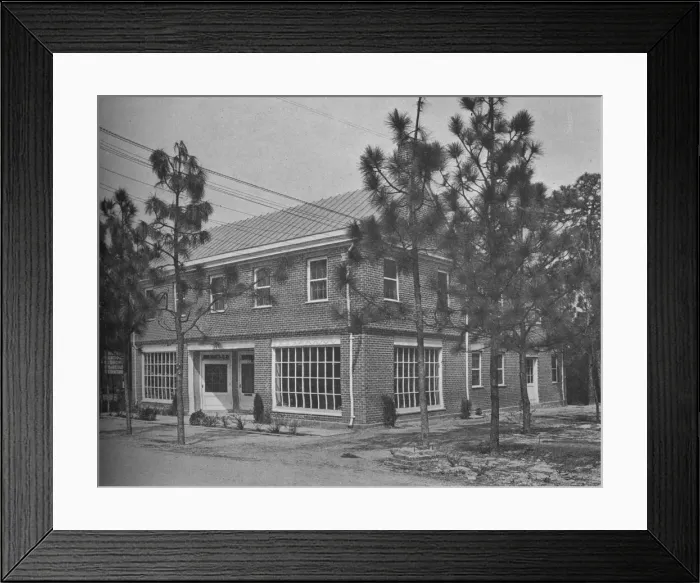 Framed Print : Shop building at Pinehurst, North Carolina, 1925 Framed Print : Shop building at Pinehurst, North Carolina, 1925
