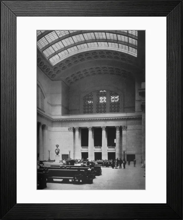 Framed Print : Main waiting room, Chicago Union Station, Illinois, 1926 Framed Print : Main waiting room, Chicago Union Station, Illinois, 1926