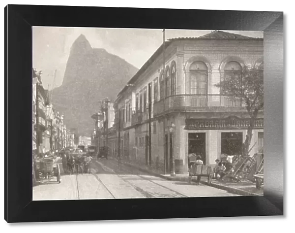 The Botafogo end of the fashionable Rua Sao Clemente. Corcovado in the distance, 1914