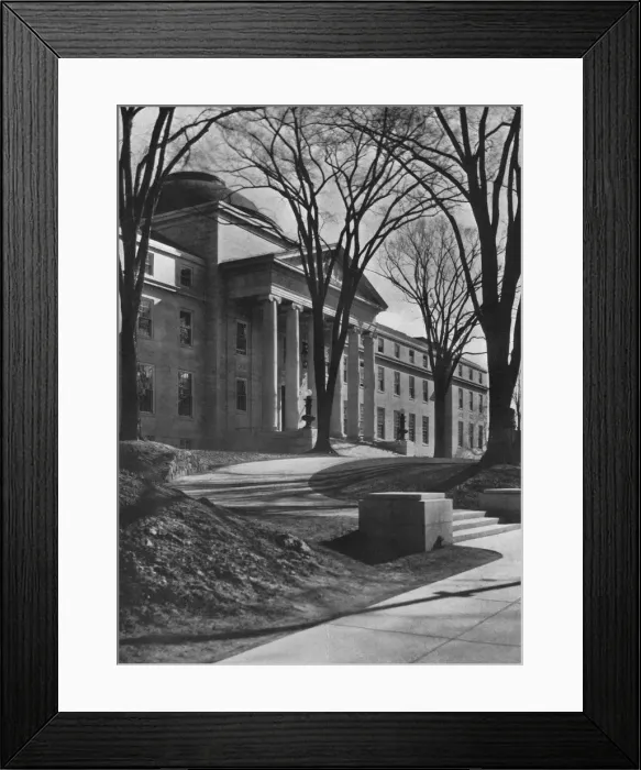 Framed Print : Detail of main facade - Hartford Fire Insurance Building, Hartford, Connecticut, 1922 Framed Print : Detail of main facade - Hartford Fire Insurance Building, Hartford, Connecticut, 1922