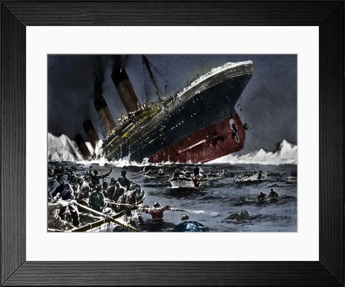 Framed Print : The sinking of SS Titanic, 14 April 1912 Framed Print : The sinking of SS Titanic, 14 April 1912