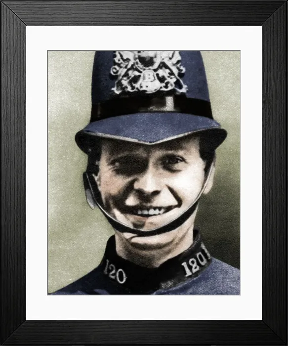 Framed Print : A policeman, London, 1926-1927 Framed Print : A policeman, London, 1926-1927