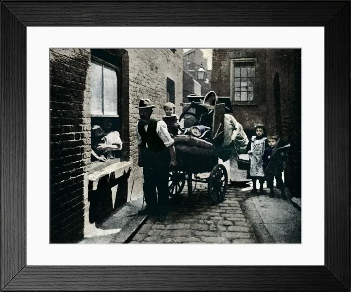 Framed Print : A move in Slumopolis, London, c1901 (1901) Framed Print : A move in Slumopolis, London, c1901 (1901)