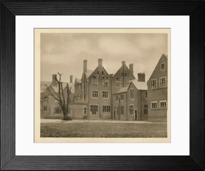 Framed Print : Berkhamstead School, 1923 Framed Print : Berkhamstead School, 1923