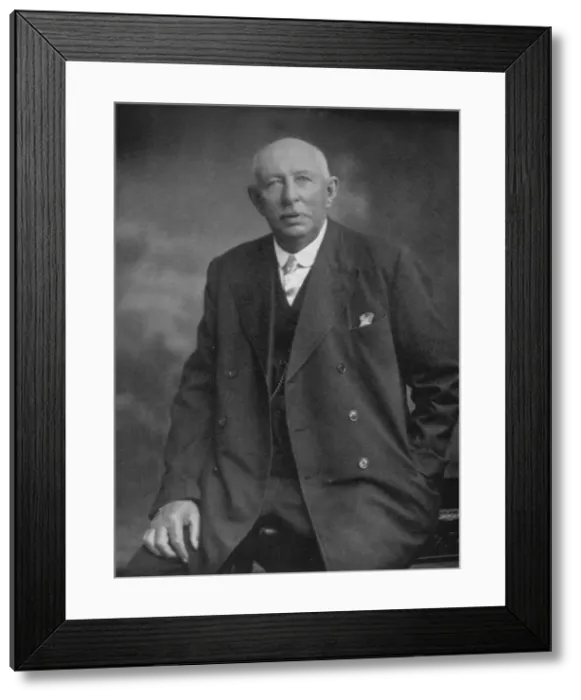 Framed Print : Bill Windsor, 1935. Artists: Mr Mundy, Hills and Saunders Framed Print : Bill Windsor, 1935. Artists: Mr Mundy, Hills and Saunders