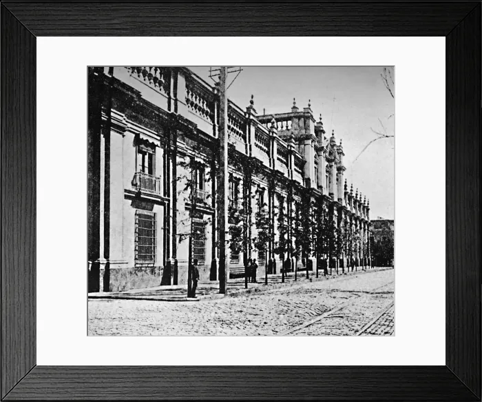 Framed Print : The Government Palace, Santiago, 1911 Framed Print : The Government Palace, Santiago, 1911