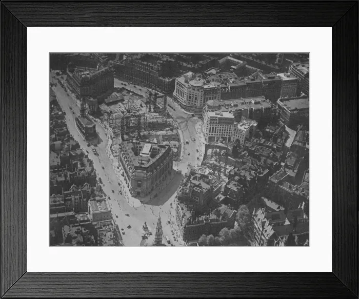 Framed Print : Bird s-eye view of the surroundings of Bush House, London, 1924 Framed Print : Bird s-eye view of the surroundings of Bush House, London, 1924