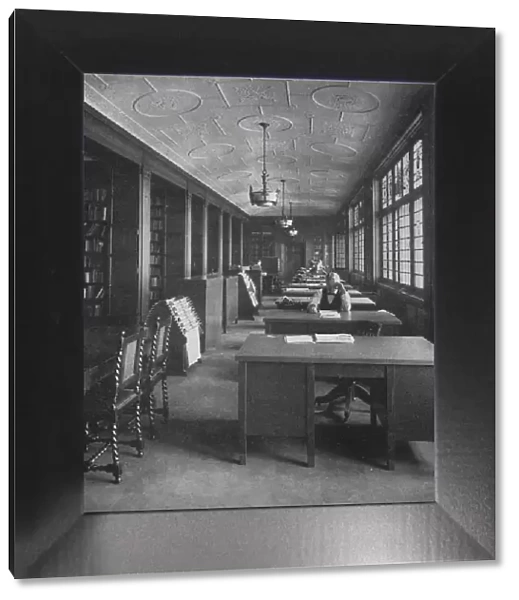 Library and editorial room, The Evening News Building, Detroit, Michigan, 1924