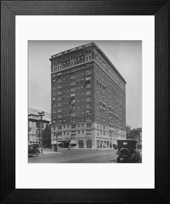 Framed Print : General exterior view, the Melbourne Hotel, St Louis, Missouri, 1924 Framed Print : General exterior view, the Melbourne Hotel, St Louis, Missouri, 1924