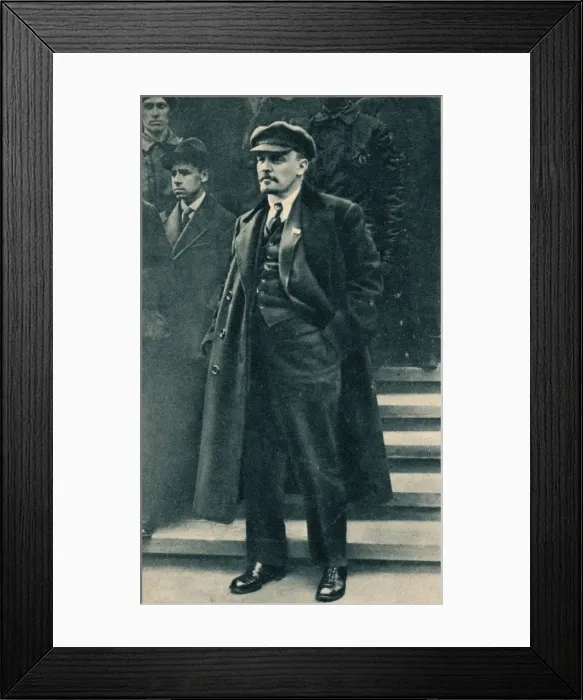 Framed Print : Vladimir Ilich Lenin, Russian Bolshevik leader, Moscow, Russia, 1 May, 1919 Framed Print : Vladimir Ilich Lenin, Russian Bolshevik leader, Moscow, Russia, 1 May, 1919