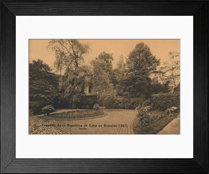 Framed Print : Legacion de la Republica de Cuba en Bruselas (1927) - Jardin, c1927 Framed Print : Legacion de la Republica de Cuba en Bruselas (1927) - Jardin, c1927