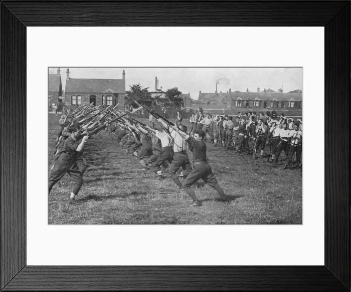 Framed Print : Recruits learning the use of the bayonet, 1915 Framed Print : Recruits learning the use of the bayonet, 1915