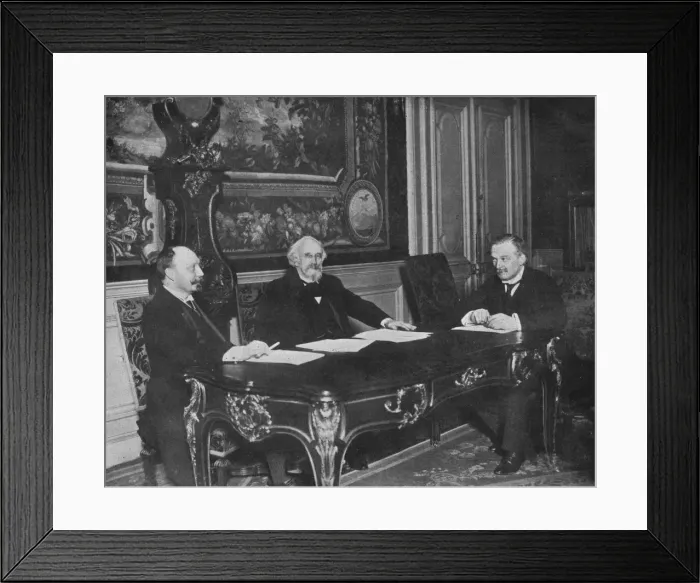 Framed Print : A financial conference of the Allies, Paris, 1915 Framed Print : A financial conference of the Allies, Paris, 1915