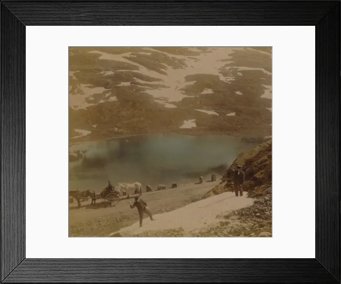 Framed Print : Travellers with July snowballs, on road over the Haukeli mountains, Norway, Artists: Elmer Underwood, Bert Elias Underwood Framed Print : Travellers with July snowballs, on road over the Haukeli mountains, Norway, Artists: Elmer Underwood, Bert Elias Underwood