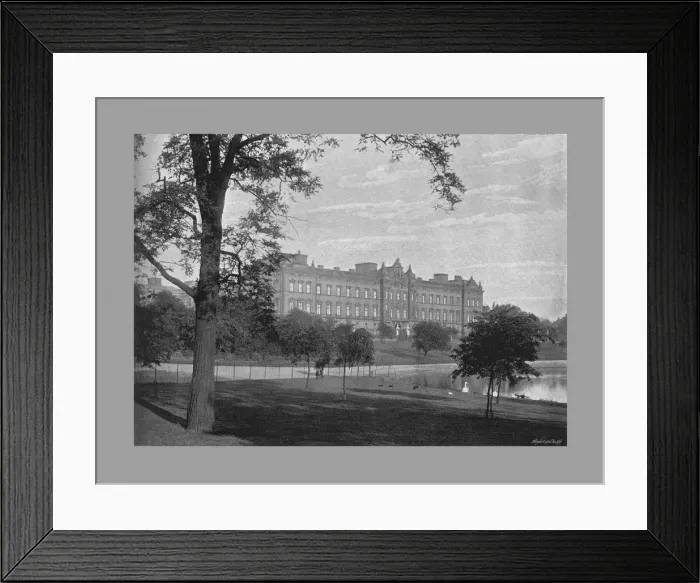 Framed Print : Buckingham Palace, London, c1900. Artist: GW Wilson and Company Framed Print : Buckingham Palace, London, c1900. Artist: GW Wilson and Company