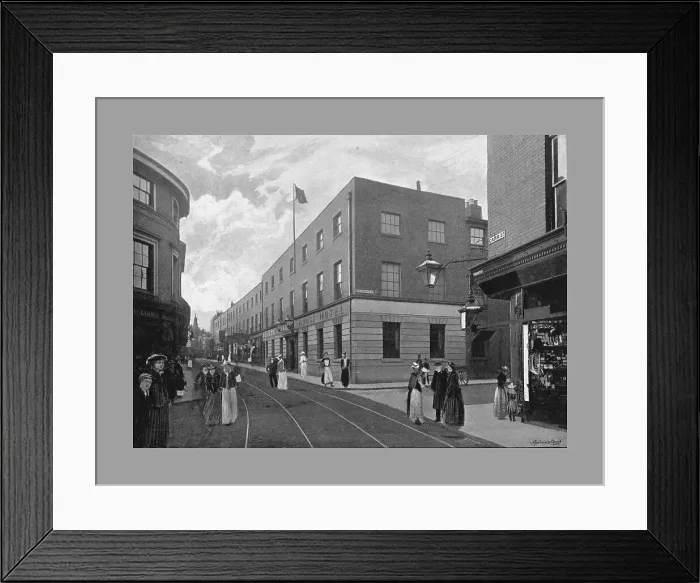 Framed Print : The Great White Horse Hotel, Ipswich, c1900. Artist: William Vick Framed Print : The Great White Horse Hotel, Ipswich, c1900. Artist: William Vick