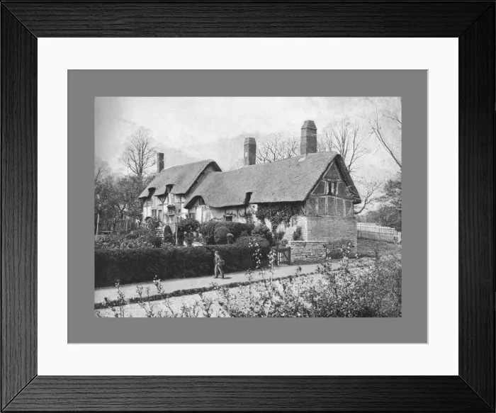Framed Print : Anne Hathaways Cottage, c1900. Artist: Harvey Barton Framed Print : Anne Hathaways Cottage, c1900. Artist: Harvey Barton