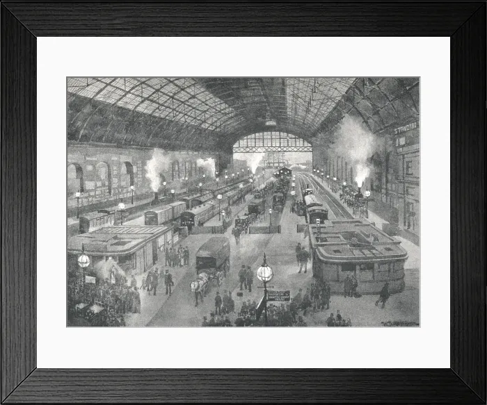 Framed Print : Cannon Street Station - Night, 1891. Creator: William Luker. Cannon Street Station - Night, 1891. Creator: William Luker Framed Print : Cannon Street Station - Night, 1891. Creator: William Luker. Cannon Street Station - Night, 1891. Creator: William Luker