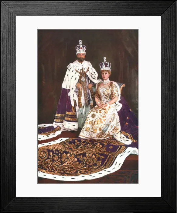 Framed Print : King George V and Queen Mary, 1911. Artist: W&D Downey Framed Print : King George V and Queen Mary, 1911. Artist: W&D Downey