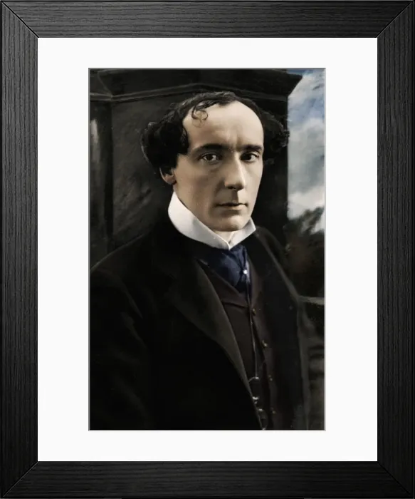 Framed Print : Harry Brodribb Irving (1870-1919), English actor, early 20th century. Artist: Vandyk Framed Print : Harry Brodribb Irving (1870-1919), English actor, early 20th century. Artist: Vandyk