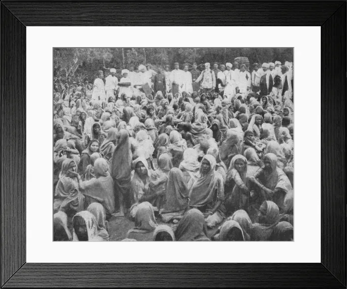 Framed Print : In the Far East - In famine-stricken Indi. 1900. Artist: AF Maconochie Framed Print : In the Far East - In famine-stricken Indi. 1900. Artist: AF Maconochie