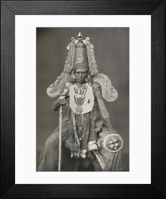Framed Print : Schauspieler als Subrahmanya (Kriegsgott), 1926 Framed Print : Schauspieler als Subrahmanya (Kriegsgott), 1926
