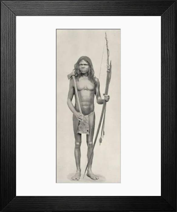 Framed Print : Wedda mit Bogen, Pfeilen und Beil, 1926 Framed Print : Wedda mit Bogen, Pfeilen und Beil, 1926