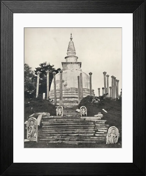 Framed Print : Thuparama Dagoba zu Anuradhapura, 1926 Framed Print : Thuparama Dagoba zu Anuradhapura, 1926