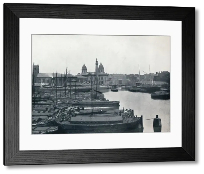 Framed Print : Hull - Princes Dock: With The Wilberforce Memorial and Dock Offices, 1895 Framed Print : Hull - Princes Dock: With The Wilberforce Memorial and Dock Offices, 1895