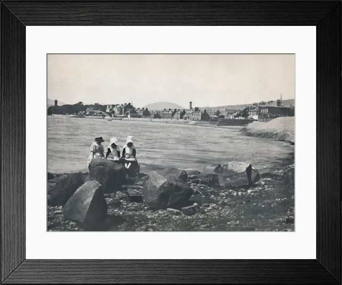 Framed Print : Helensburgh - East Bay, 1895 Framed Print : Helensburgh - East Bay, 1895