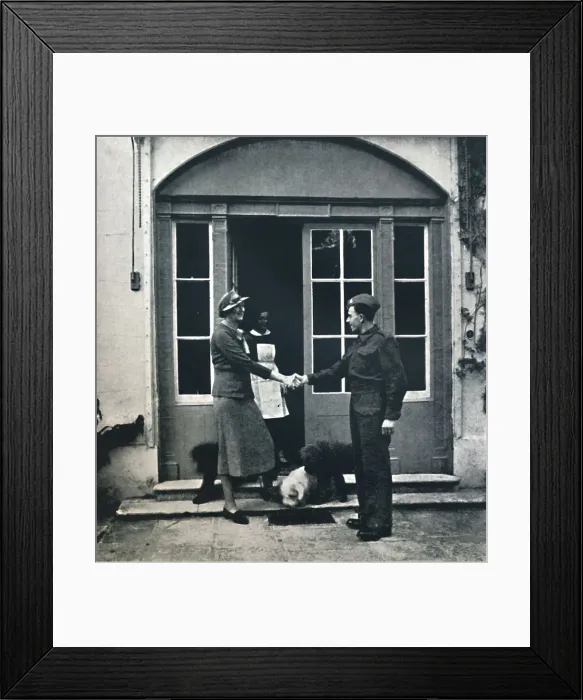 Framed Print : Goodbye, footman; Good luck, soldier, 1941. Artist: Cecil Beaton