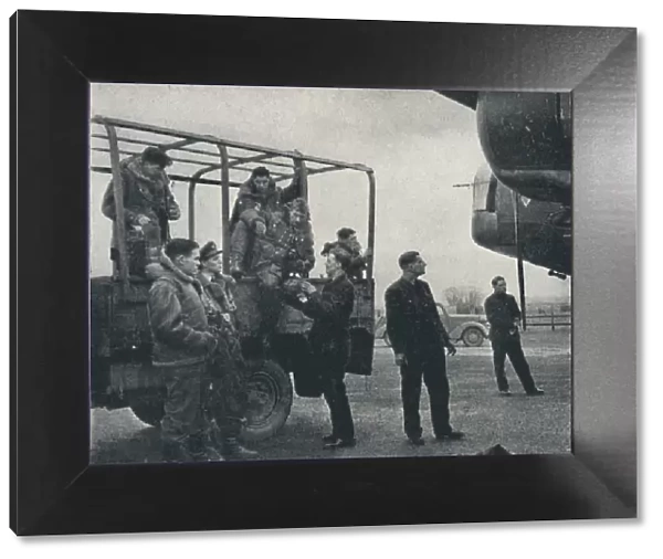 Arriving, 1941. Artist: Cecil Beaton