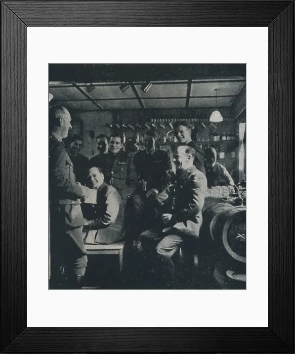 Framed Print : Drinks all round, 1941. Artist: Cecil Beaton Framed Print : Drinks all round, 1941. Artist: Cecil Beaton