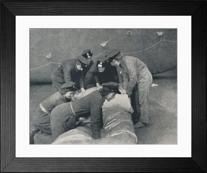 Framed Print : Packing, 1941. Artist: Cecil Beaton Framed Print : Packing, 1941. Artist: Cecil Beaton