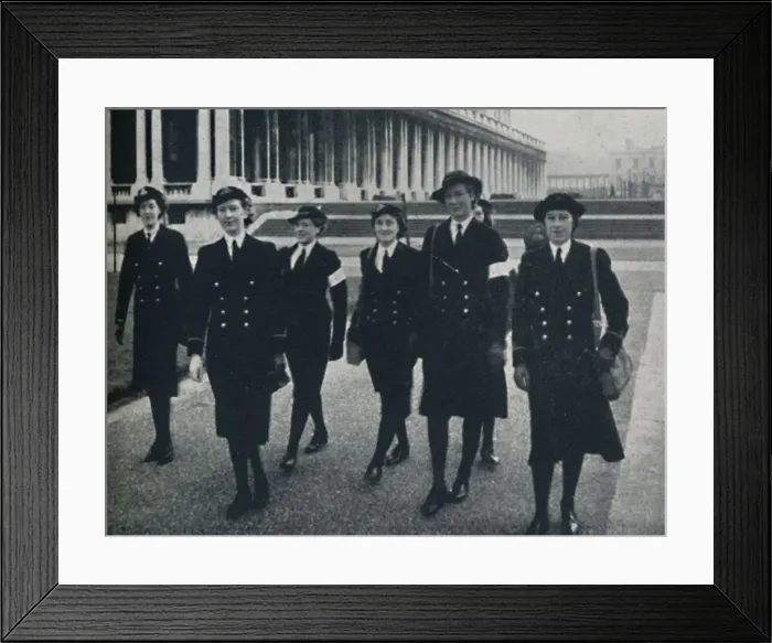 Framed Print : Wrens at Greenwich, 1941. Artist: Cecil Beaton Framed Print : Wrens at Greenwich, 1941. Artist: Cecil Beaton