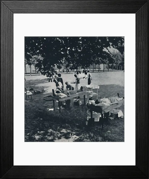 Framed Print : Blood donors, 1941. Artist: Cecil Beaton Framed Print : Blood donors, 1941. Artist: Cecil Beaton