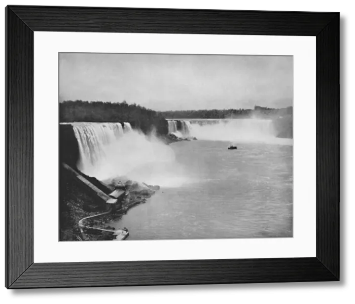 Framed Print : The General Outline of Niagara, 19th century Framed Print : The General Outline of Niagara, 19th century