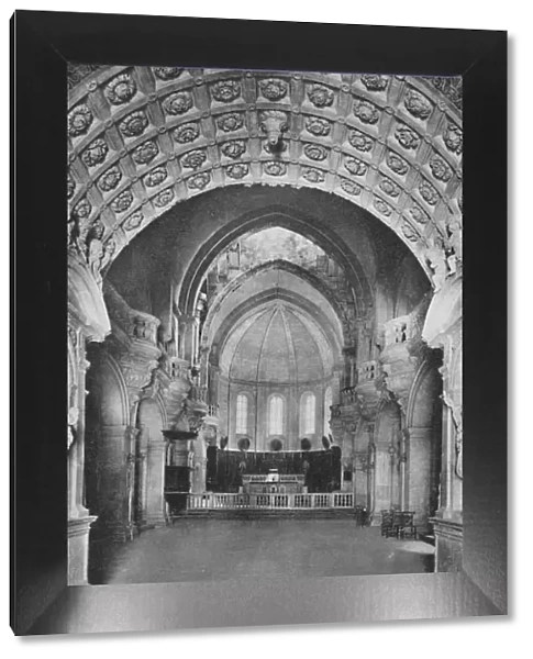 Cathedrale D Avignon. - Cathedral Inside, c1925