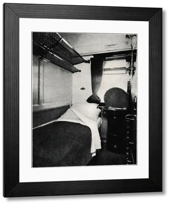 Framed Print : A Sleeping Berth on the Night Scotsman, London & North Eastern Railway, 1926 Framed Print : A Sleeping Berth on the Night Scotsman, London & North Eastern Railway, 1926