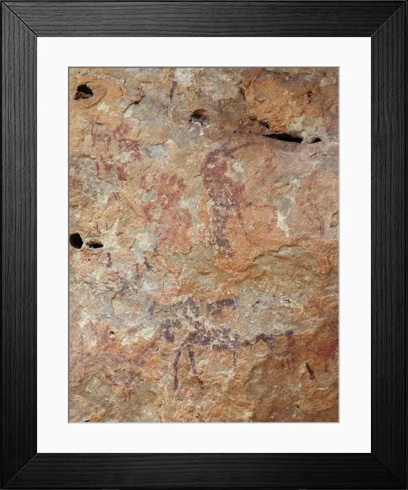 Framed Print : Painting in the Cuevas de la Arana, Between 10000 und 6000 BC Framed Print : Painting in the Cuevas de la Arana, Between 10000 und 6000 BC