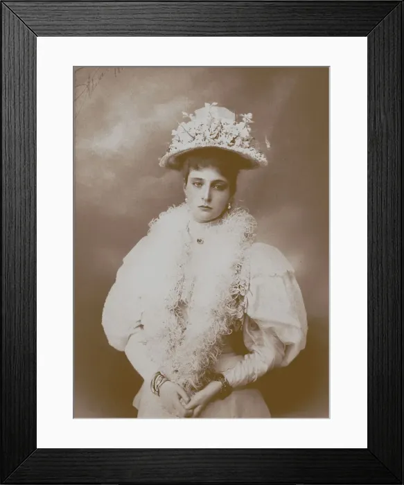 Framed Print : Portrait of Empress Alexandra Fyodorovna, the wife of Tsar Nicholas II of Russia (1872-1918) Artist: Anonymous Framed Print : Portrait of Empress Alexandra Fyodorovna, the wife of Tsar Nicholas II of Russia (1872-1918) Artist: Anonymous