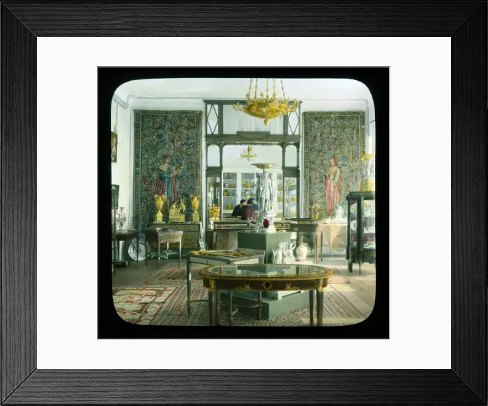 Framed Print : Torgsin store (Trade with foreigners) Interior, Moscow. Artist: DeCou, Branson (1892-1941) Framed Print : Torgsin store (Trade with foreigners) Interior, Moscow. Artist: DeCou, Branson (1892-1941)