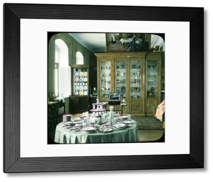 Framed Print : Torgsin store (Trade with foreigners), Moscow, 1931. Artist: DeCou, Branson (1892-1941) Framed Print : Torgsin store (Trade with foreigners), Moscow, 1931. Artist: DeCou, Branson (1892-1941)
