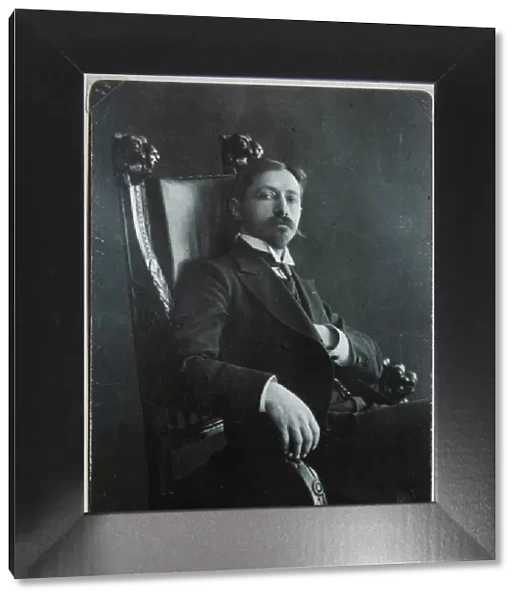 Portrait of the author Ivan A. Bunin (1870-1953), 1909. Artist: Zdobnov, Dmitri Spiridonovich (End of 19th cen. )