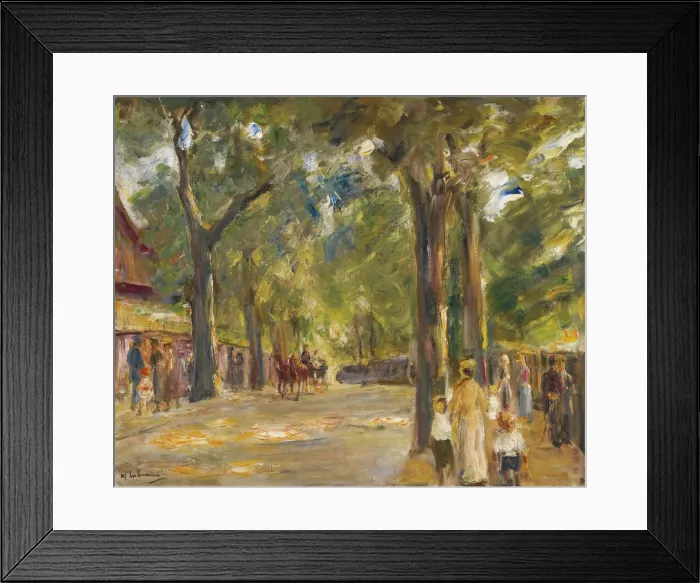Framed Print : Figures on the Grosse Seestrasse in Wannsee Framed Print : Figures on the Grosse Seestrasse in Wannsee