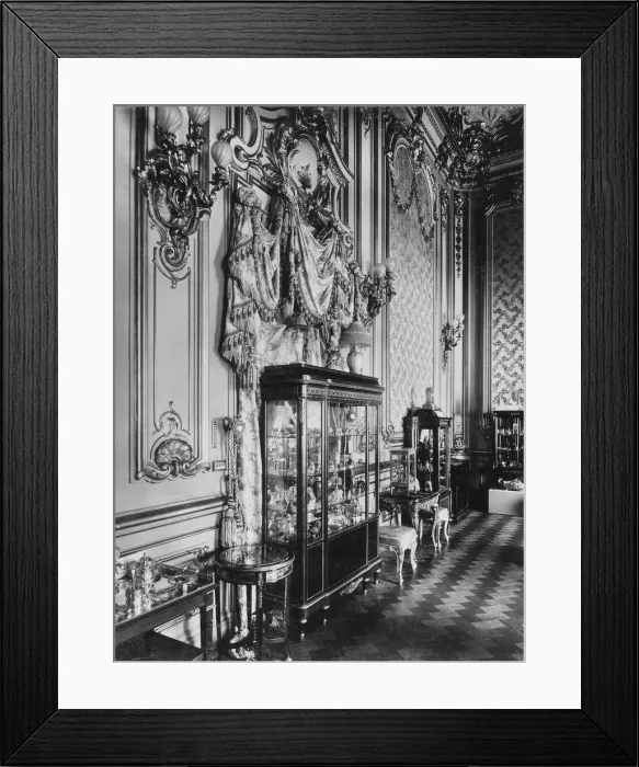 Framed Print : The Exhibition of the Faberge House, 1902. Artist: Bulla, Karl Karlovich (1853-1929)