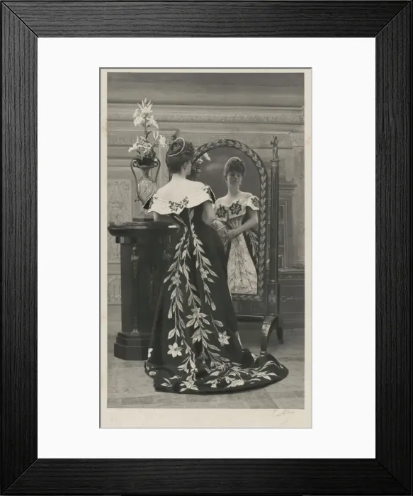 Framed Print : Elisabeth, Countess Greffulhe (1860-1952), nee de Riquet de Caraman-Chimay Framed Print : Elisabeth, Countess Greffulhe (1860-1952), nee de Riquet de Caraman-Chimay