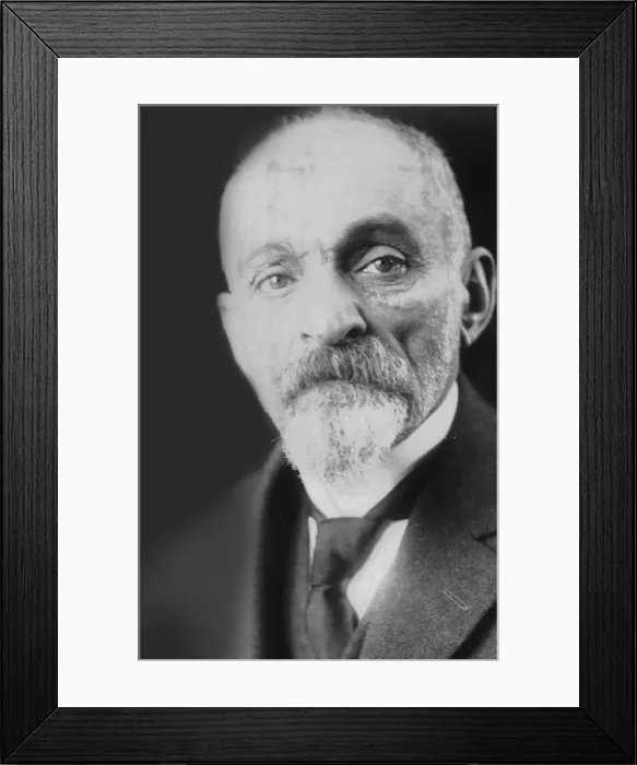 Framed Print : Portrait of the philosopher Lev Shestov (1866-1938), 1920s Framed Print : Portrait of the philosopher Lev Shestov (1866-1938), 1920s