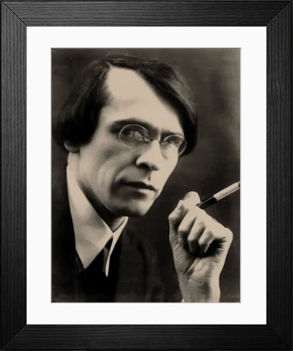 Framed Print : Portrait of the Poet Vladislav Khodasevich (1886-1939), End 1920s Framed Print : Portrait of the Poet Vladislav Khodasevich (1886-1939), End 1920s